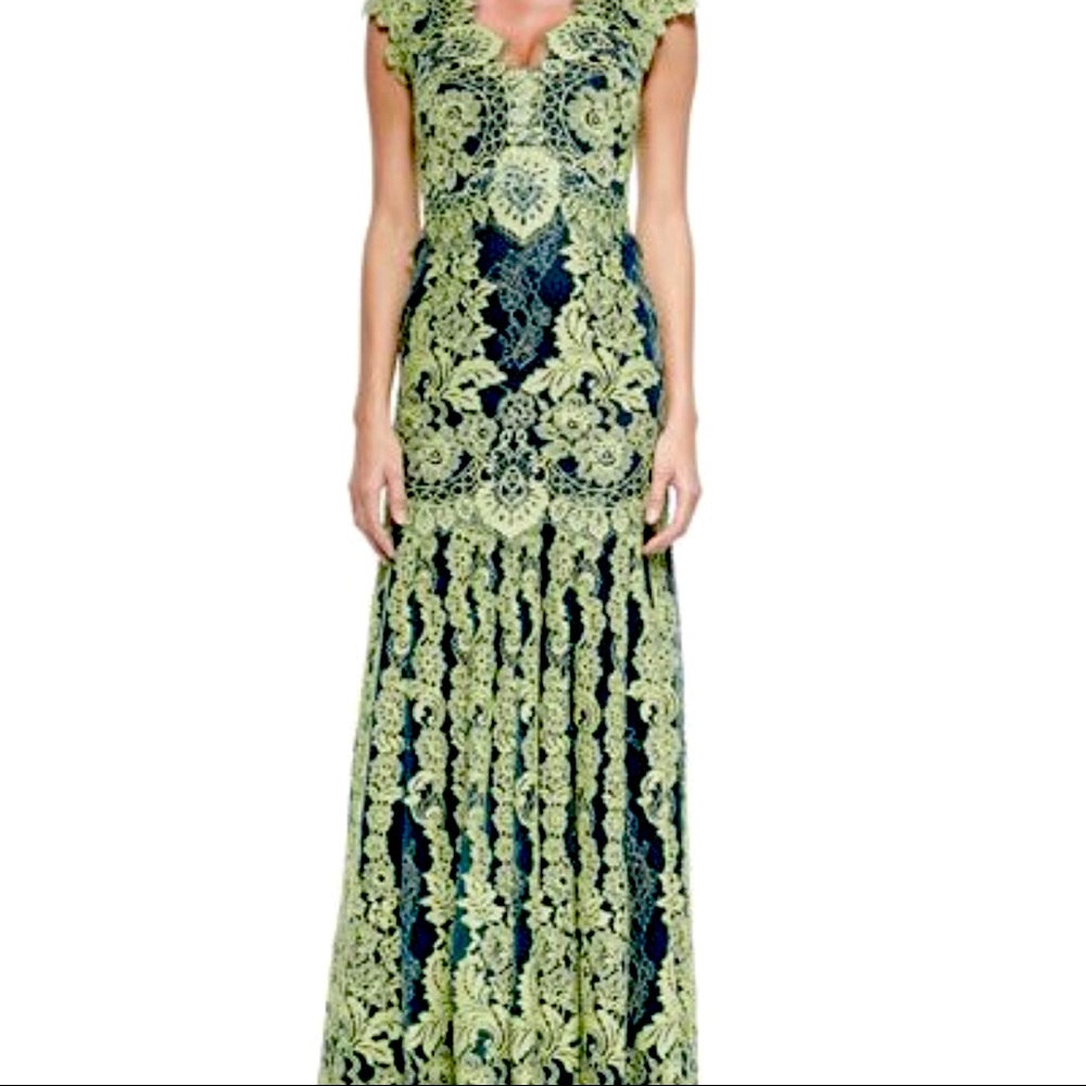 Joanna' Botanical Lace Gown ERIN FETHERSTON